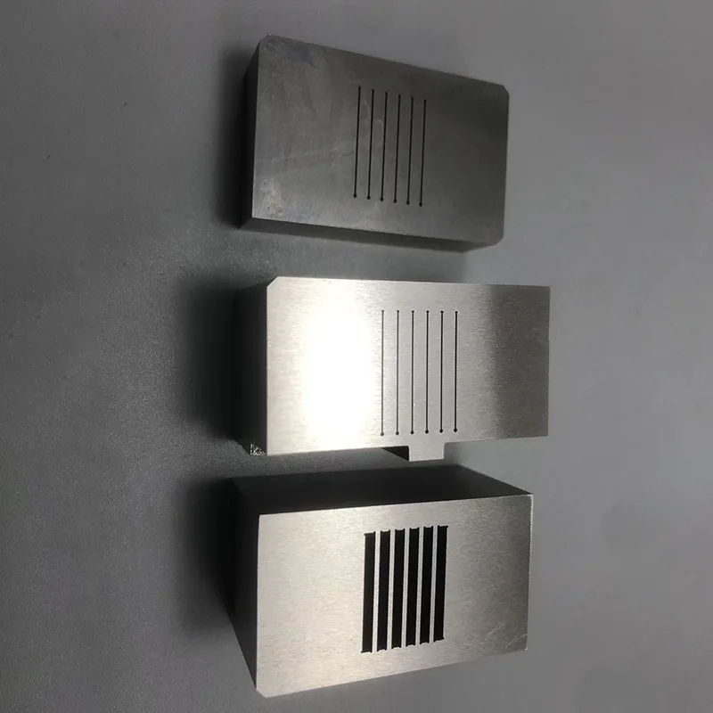 Metalstempling skæreblad